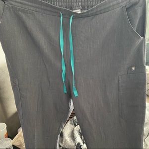 Figs Yola straight leg scrub pants